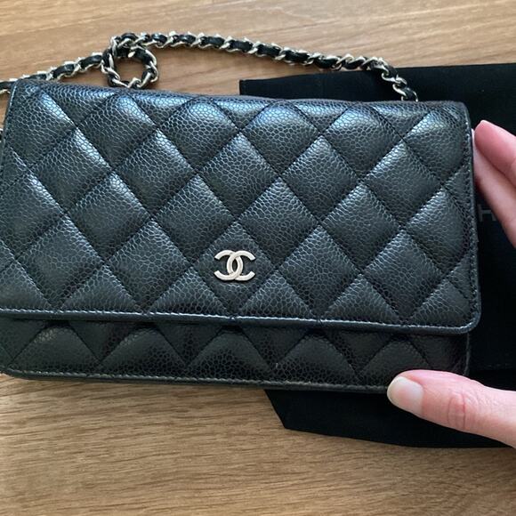 CHANEL WOC Wallet on chain black caviar quilted leather - Picture 2 of 7
